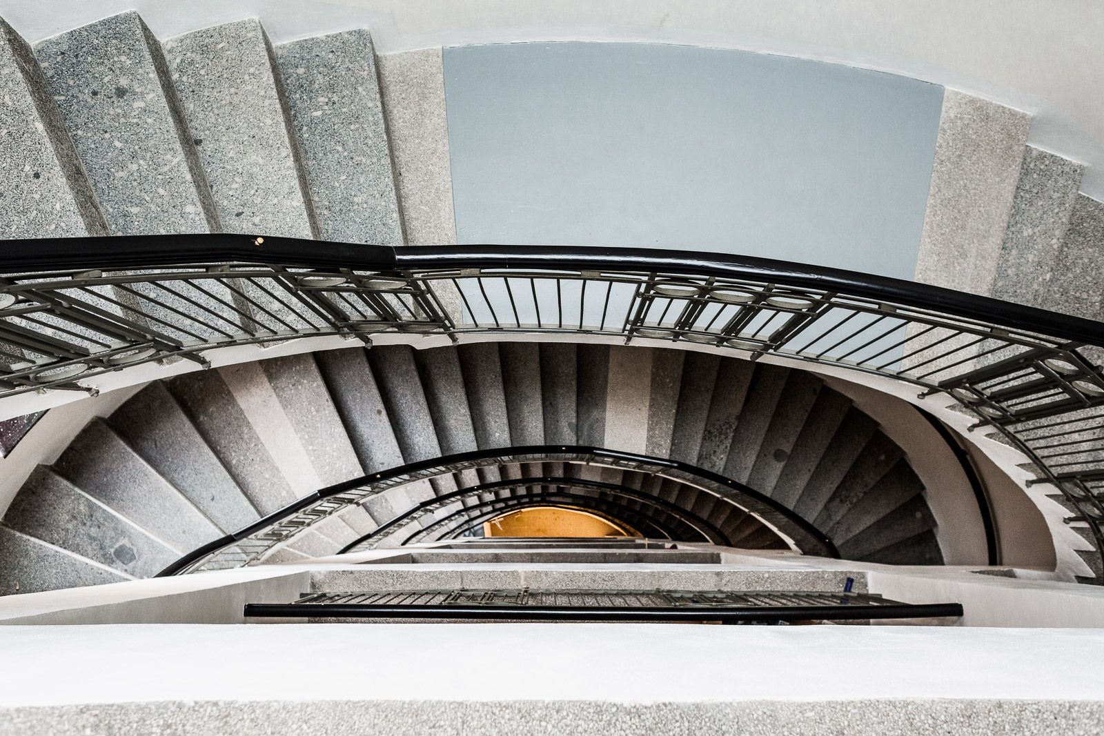 Repase kovového zábradlí